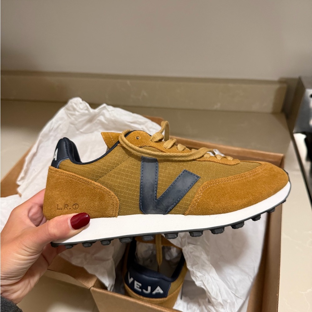 Veja women’s Suede & Textile Sneakers in Camel Brown with Navy Accents - Picture 2 of 7
